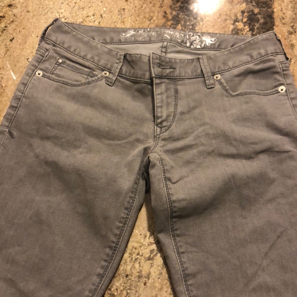 Grey jeans